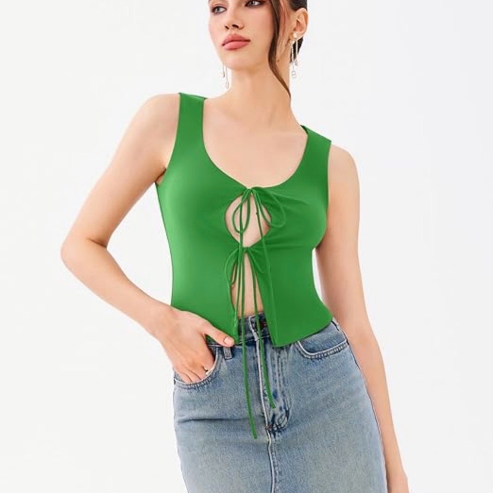 REORIA U-Neck Adjustable Tie-Front Crop Top Soft Sexy Sleeveless Tops <<<302>>>